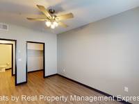 $1,360 / Month Apartment For Rent: 3200 Jaffa Gdn Wy - 3200-101 (P) - BG Flats Apa...