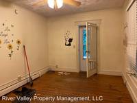 $975 / Month Apartment For Rent: 31 Orchard St - Unit 7 - River Valley Property ...