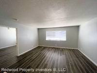 $1,295 / Month Apartment For Rent: 940 N San Joaquin St #3 - Established Community...