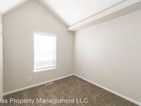 $1,875 / Month Home For Rent: 906 McIntosh Circle - Atlas Property Management...