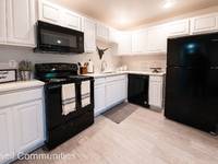 $1,235 / Month Apartment For Rent: 1090 Hollywood RD - 105 - Westside One, LLC | I...