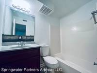 $875 / Month Apartment For Rent: Prestige Apartments 531 East Oak Ave/ 1005 Rain...