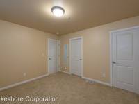 $2,195 / Month Apartment For Rent: 3618 Hoyt Ave Unit A - Lakeshore Corporation | ...