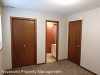 $900 / Month Apartment For Rent: 1012 Fremont Street - Unit 2 - Advanced Propert...