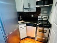 $3,895 / Month Apartment For Rent: Outstanding 2 Bedroom Apartment For Rent In Mur...