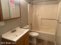 $1,440 / Month Room For Rent: 523 Briar Circle N - 503 Briar LLC | ID: 11495390