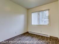 $1,595 / Month Apartment For Rent: 19511 NE Halsey Street - 111 - LEGACY PROPERTY ...