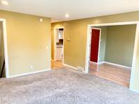 $1,795 / Month Home For Rent: 921 Ridge Dr - Modern & Neighborly Properti...