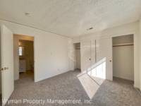 $2,400 / Month Apartment For Rent: 1478 Sherwood Circle - Wyman Property Managemen...