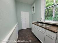 $995 / Month Apartment For Rent: 2631 Victory Parkway - #1 - RAW Property Manage...