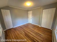$2,200 / Month Apartment For Rent: 45 Greenlawn Drive - 261 Mellville Dr - Glensto...