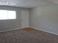 $899 / Month Apartment For Rent