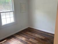 $700 / Month Apartment For Rent