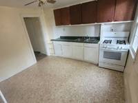 $750 / Month Apartment For Rent: 201 North Queen St Apt 1 Rear - Inch & Co P...