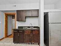 $1,070 / Month Apartment For Rent: 3045 W. 60th St 2E - Atlas Asset Management S C...