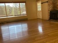$2,000 / Month Home For Rent: Beds 2 Bath 2 - Www.turbotenant.com | ID: 11503170