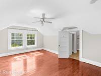 $1,456 / Month Apartment For Rent: 1436 18th Street South Apt. 1 - Cedar Cottage |...