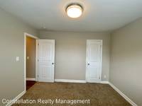 $2,450 / Month Apartment For Rent: 4153 Euclid Avenue Unit 6 - Constellation Realt...