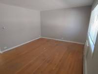 $1,000 / Month Apartment For Rent: 1803 S 15th Ave Unit 3 - Earned Run Real Estate...