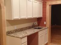 $1,650 / Month Apartment For Rent: 476 Summit Ave CH Lower - Williams Property Man...