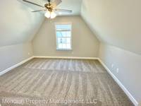 $1,750 / Month Apartment For Rent: 9268 Lakeside Cir S - Meridian Property Managem...