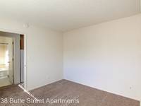 $895 / Month Apartment For Rent: 2338 Butte Street - #7 - 2338 Butte Street Apar...