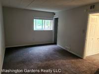 $901 / Month Apartment For Rent: 834 Washington Avenue - Washington Gardens Apar...