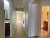 $1,550 / Month Apartment For Rent: 4198 Versailles Drive Unit 4198D - MESA 6 MEMBE...