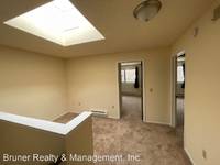 $1,900 / Month Apartment For Rent: 2602 Arbor Drive, #228 - Bruner Realty & Ma...