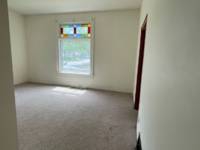 $1,600 / Month Apartment For Rent: 402 5th Ave Lower Unit - Prosper Chippewa Valle...