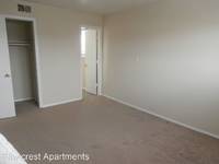 $824 / Month Apartment For Rent: 402 Greenbriar Dr. 7 - Pinecrest Apartments | I...