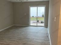 $1,000 / Month Apartment For Rent: 1106 Lovers Lane - Building A, Apartment 12 - S...