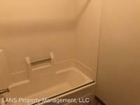 $1,250 / Month Apartment For Rent: 624 13th St. S. # 302 - University Square 2 Apa...