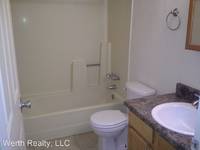 $1,100 / Month Apartment For Rent: 425 E. Thoroughbred Street - Werth Realty, LLC ...