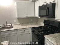 $799 / Month Apartment For Rent: 633 W Vandament Ave #210 - Yukon Heights Apartm...