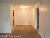 $730 / Month Apartment For Rent: 2805 W Larchmont Ln Apt A32 - Westporte Apartme...