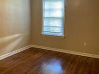 $1,100 / Month Apartment For Rent: 702 2nd St., Unit A - Advantage Property Manage...