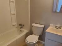$695 / Month Apartment For Rent: 1342 Gray Avenue Apt A - Home Real Estate Compa...