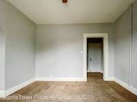 $850 / Month Apartment For Rent: 545 W State St - #3 - MiddleTown Property Group...