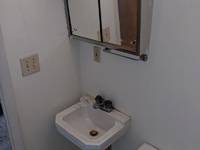 $850 / Month Apartment For Rent: 906 W. Springfield Ave. Apt. #08 - The Weiner C...