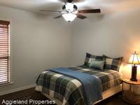 $1,700 / Month Home For Rent: 2801 Horseback Drive - Aggieland Properties | I...