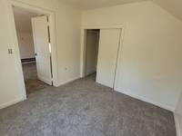 $550 / Month Apartment For Rent: 217/219 7th Ave S - 219 - Orange Property Manag...