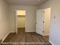 $1,450 / Month Apartment For Rent: 1107 W. Oregon Ave - 1111 W. OR Ave - Stewart P...