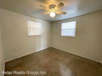 $1,950 / Month Apartment For Rent: 319A 9th St Dr W - Relax Realty Group, Inc | ID...