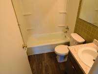 $849 / Month Apartment For Rent: 2 Bedrooms/2 Bathrooms - B5-2 - Golfview Apartm...