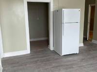 $895 / Month Apartment For Rent: 1506-08 Whitesboro St - 37 - All Phase Property...