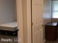 $495 / Month Room For Rent: 1216 Mountain View Drive - Rocktown Realty, LLC...
