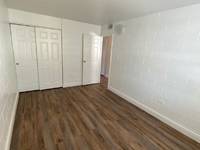 $1,594 / Month Apartment For Rent: 1502 Walnut Terrace Building J, Unit A - West R...