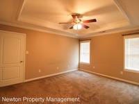 $1,600 / Month Home For Rent: 1206 Pavillion Place - Newton Property Manageme...
