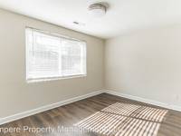 $1,425 / Month Apartment For Rent: 563 S Crest Rd - Unit 1 - Ampere Property Manag...